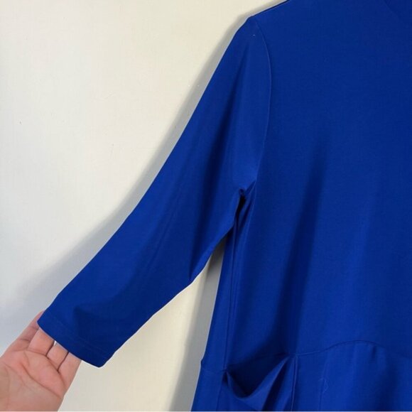 Sympli Royal Blue Mock Neck Tiered 3/4 Sleeve Tunic Top Slinky Flowy Travel - Picture 5 of 10